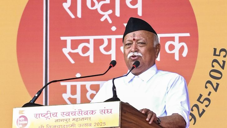 https://salarnews.in/public/uploads/images/newsimages/maannewsimage02102025_183158_Mohan Bhagwat.jpg